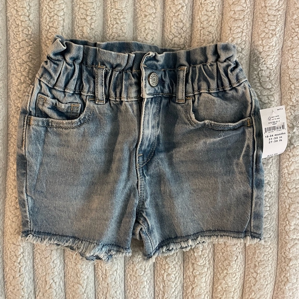 NWT! GAP Just Like Mom Denim Shorts. 18-24 mo.